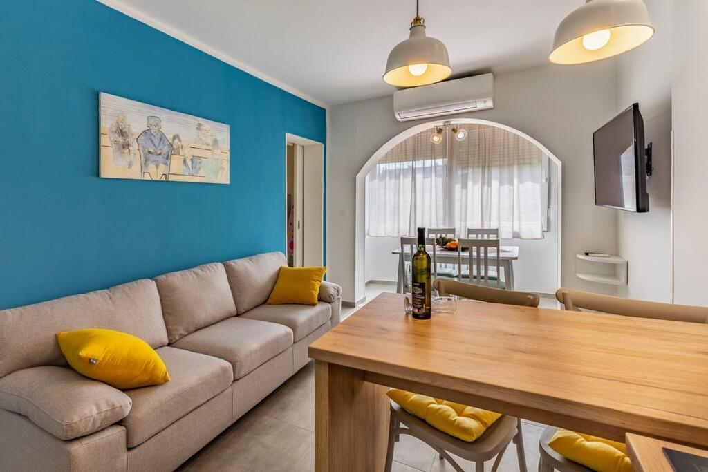 New Two Bedroom Apartment Maloni Pula Exteriör bild